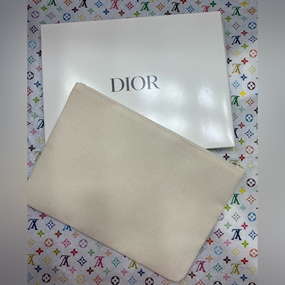 DIOR BEAUTE POUCH - NIB - Picture 11 of 12